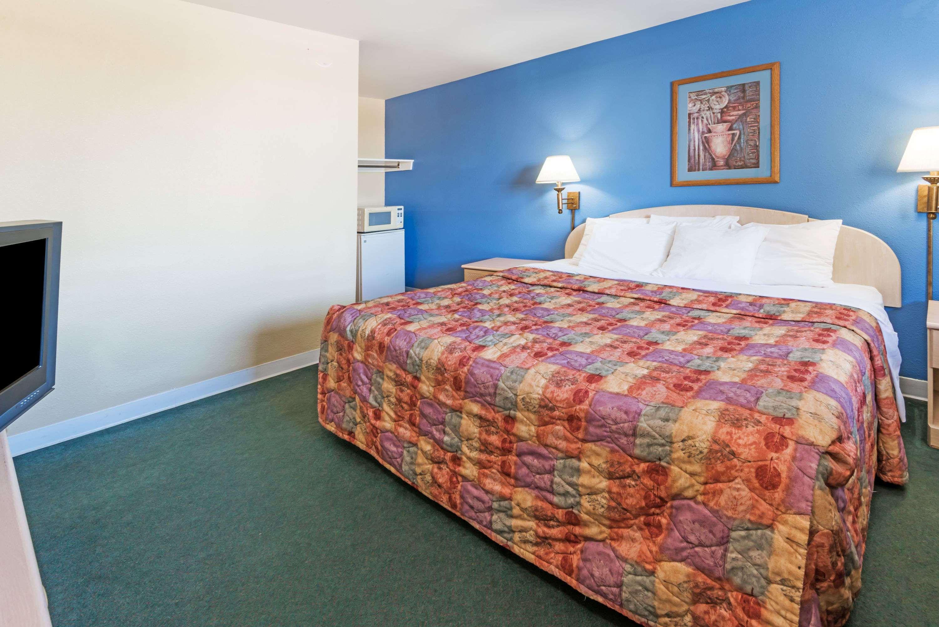 Days Inn By Wyndham Henrietta/Rochester Area Ngoại thất bức ảnh