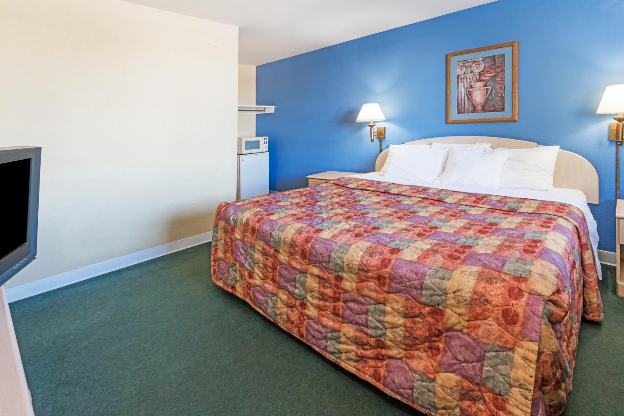 Days Inn By Wyndham Henrietta/Rochester Area Phòng bức ảnh